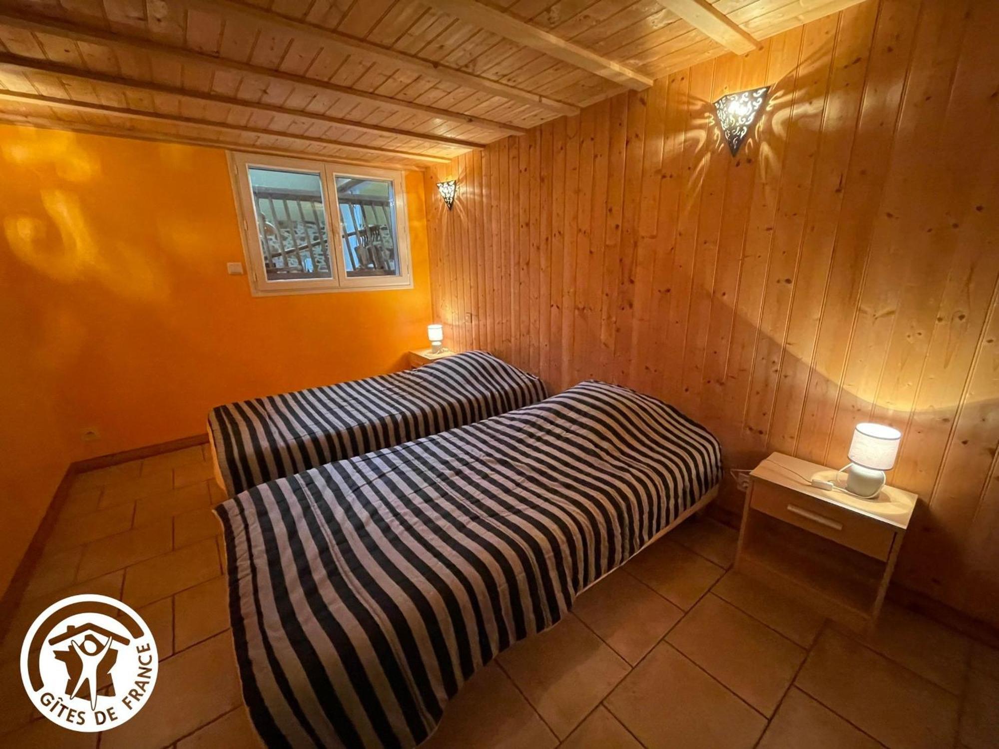 Grange Renovee Avec Piscine Privative - 4 Ch, Jardin Clos, A 7 Km D'Indian Forest - Fr-1-426-304 Le Champ-Saint-Pere المظهر الخارجي الصورة