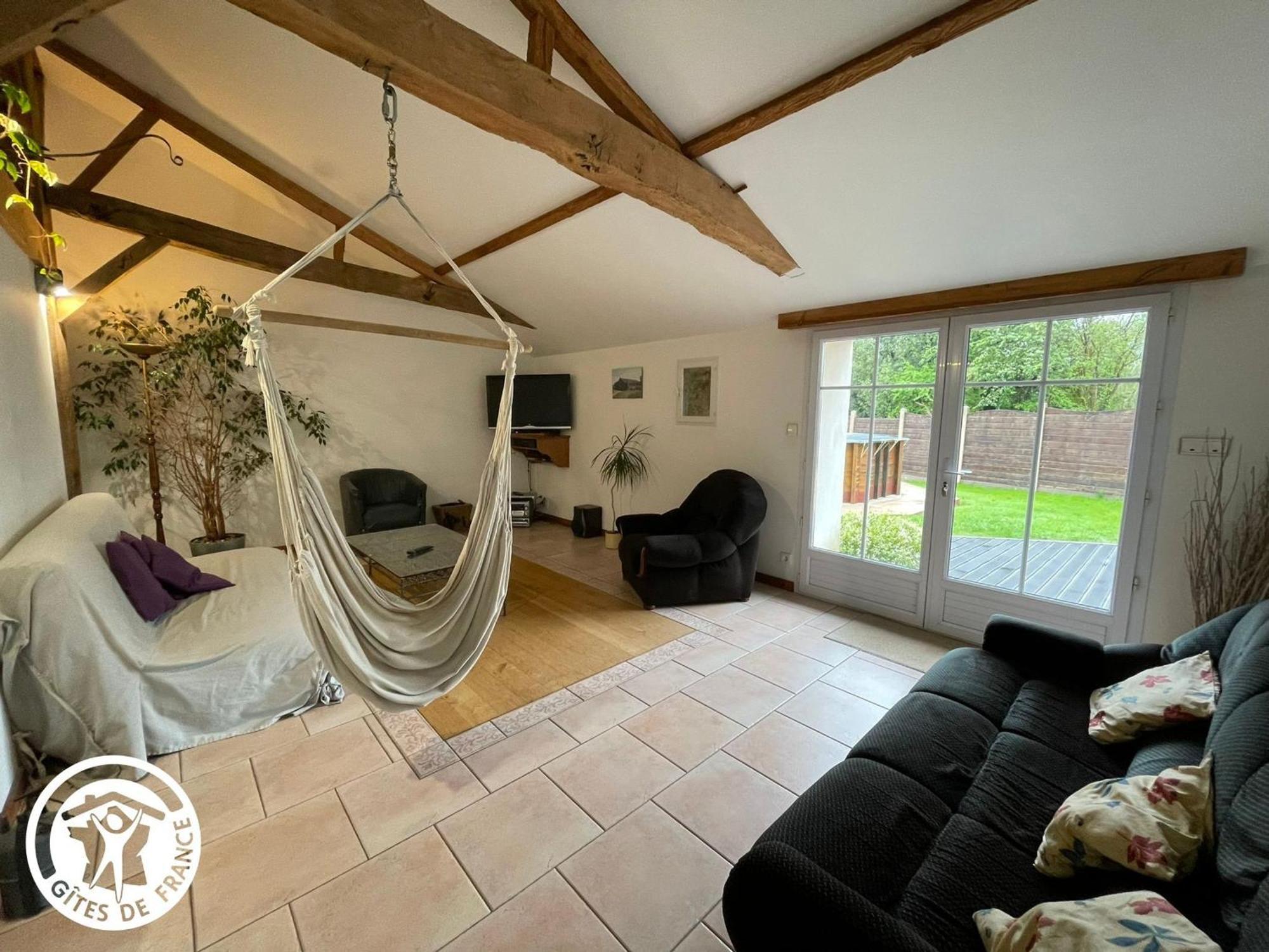 Grange Renovee Avec Piscine Privative - 4 Ch, Jardin Clos, A 7 Km D'Indian Forest - Fr-1-426-304 Le Champ-Saint-Pere المظهر الخارجي الصورة